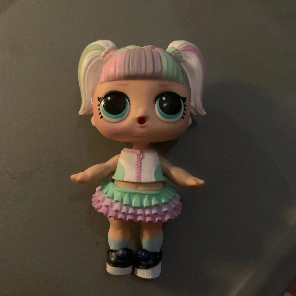 MGA LOL Surprise Pastel Ruffled Skirt Doll Pigtails Mint Lavender Pink Toy